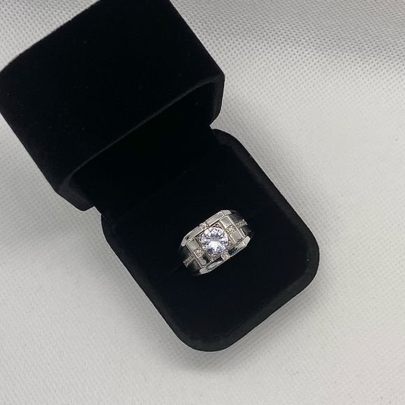 NEW 925 Silver Round Crystal Wide Band Ring - Picture 5 of 8